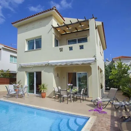 “villa 5 Minutes Drive Away From Nissi Beach” Protaras 96
