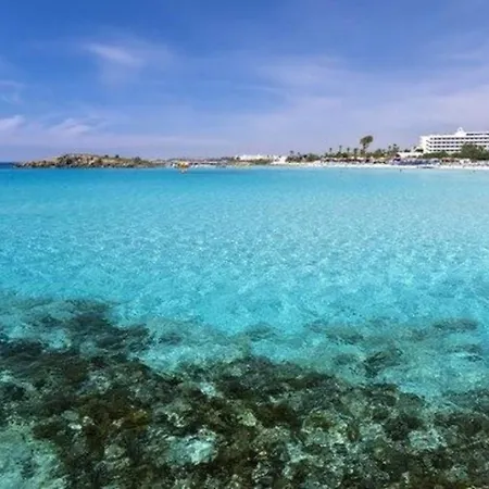 Vilă “villa 5 Minutes Drive Away From Nissi Beach” Protaras 96 Paralimni