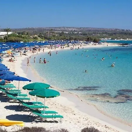 “villa 5 Minutes Drive Away From Nissi Beach” Protaras 96